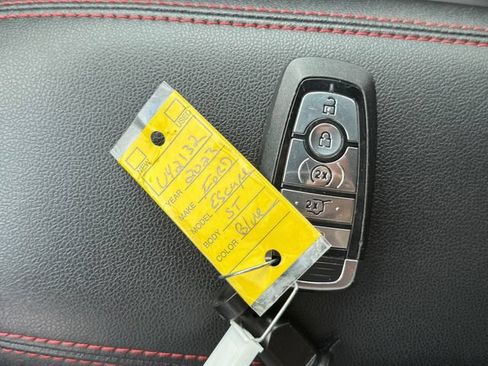 Used 2023 Ford Escape ST-Line w/ Tech Pack #1 AWD/4WD image 15