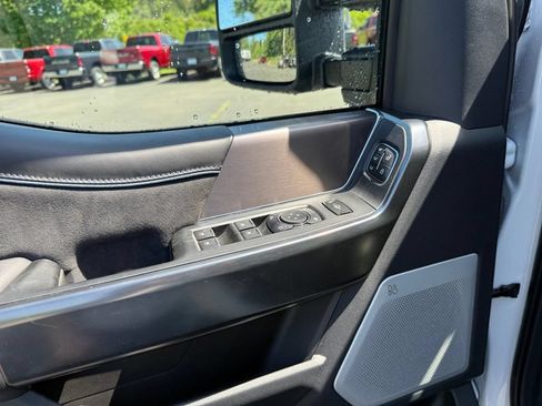 New 2026 Ford F250 Platinum AWD/4WD image 12
