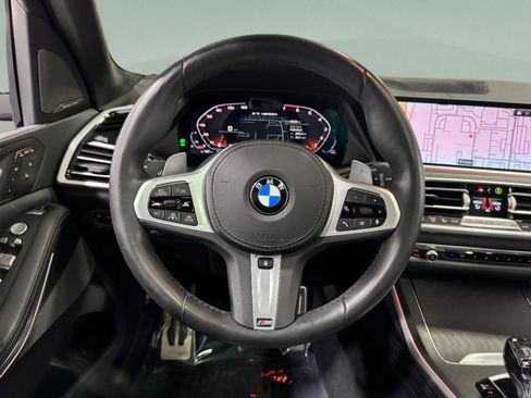 Used 2021 BMW X7 M50i image 15