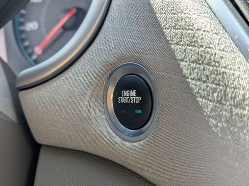 Used 2022 Chevrolet Malibu LT FWD image 15