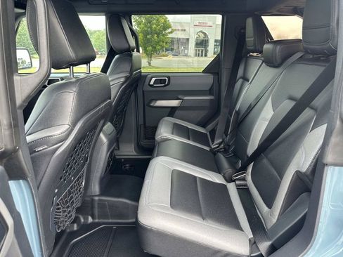 Used 2021 Ford Bronco Black Diamond AWD/4WD image 27