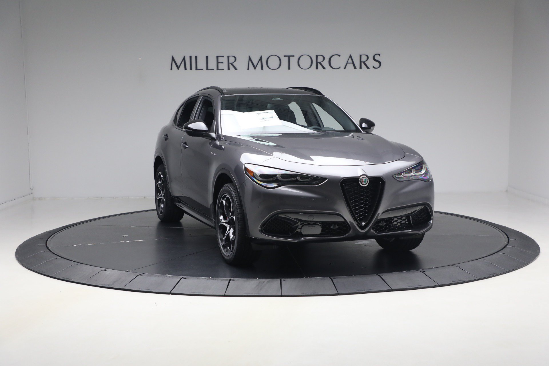 New 2026 Alfa Romeo Stelvio Sprint AWD/4WD image 11