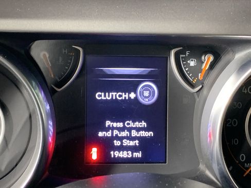 Used 2018 Jeep Wrangler Unlimited Sport S AWD/4WD image 24