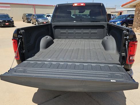 Used 2026 RAM 2500 Big Horn AWD/4WD image 7