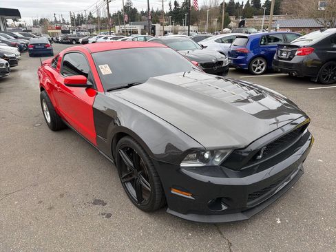 Used 2011 Ford Mustang Shelby GT500 image 4