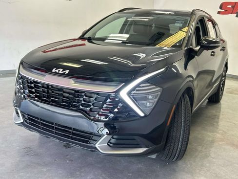 Used 2025 Kia Sportage EX w/ Premium Package FWD image 7