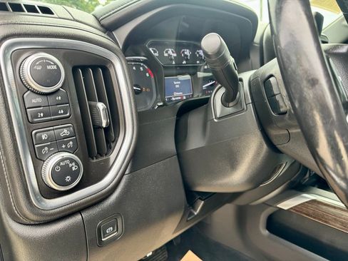 Used 2020 GMC Sierra 1500 Elevation w/ Elevation Value Package AWD/4WD image 28
