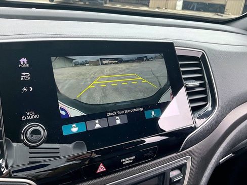 Used 2023 Honda Passport TrailSport image 14