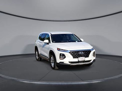 Used 2020 Hyundai Santa Fe SE AWD/4WD image 2