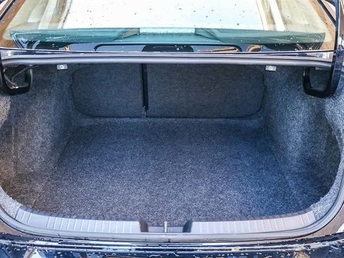 Used 2024 Volkswagen Jetta SE image 27