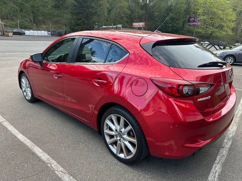 Used 2017 MAZDA MAZDA3 Touring image 7