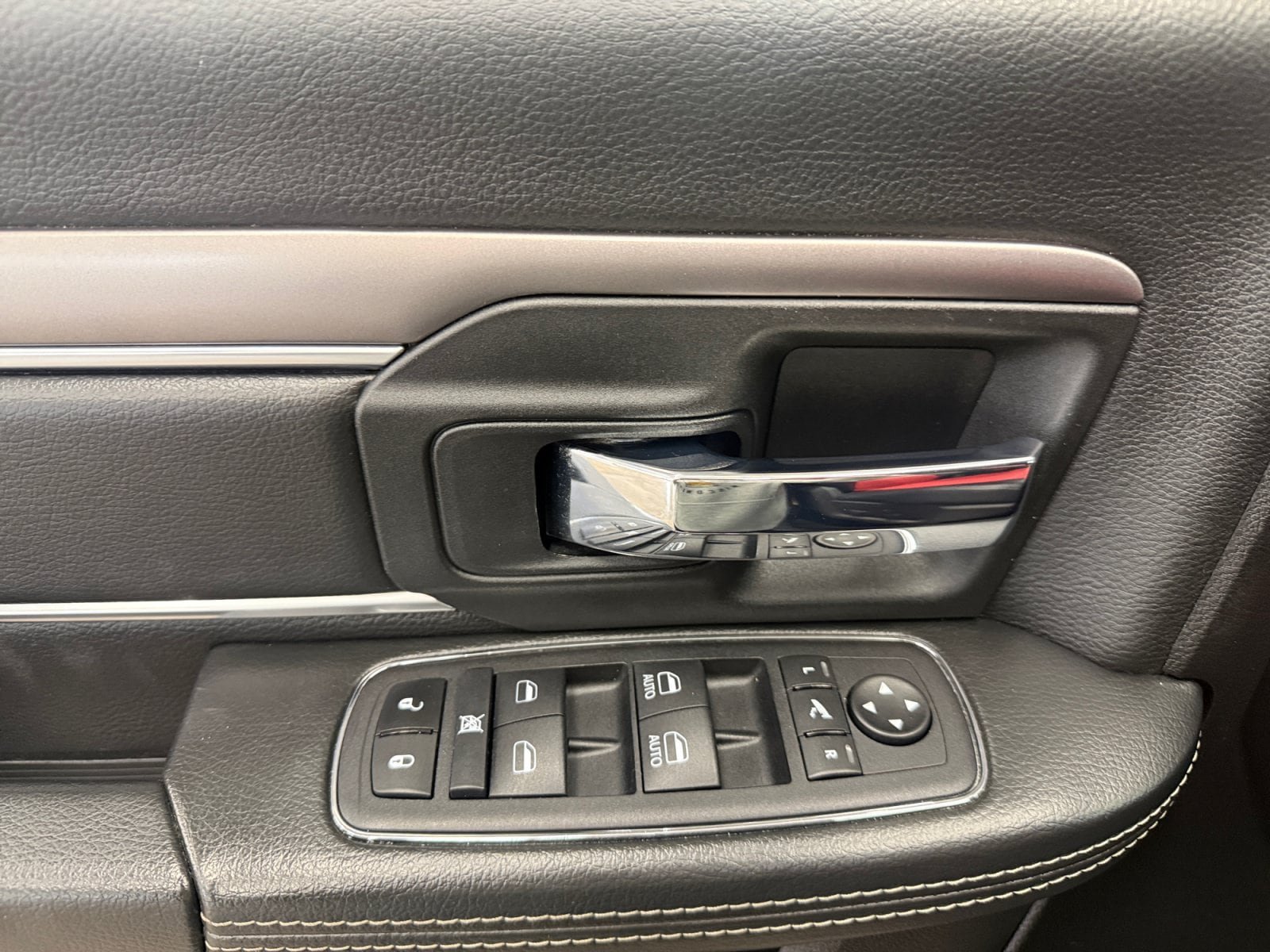 Used 2024 RAM 1500 Warlock AWD/4WD image 26