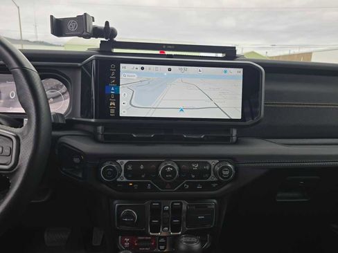 Used 2024 Jeep Wrangler Unlimited Rubicon 392 image 12