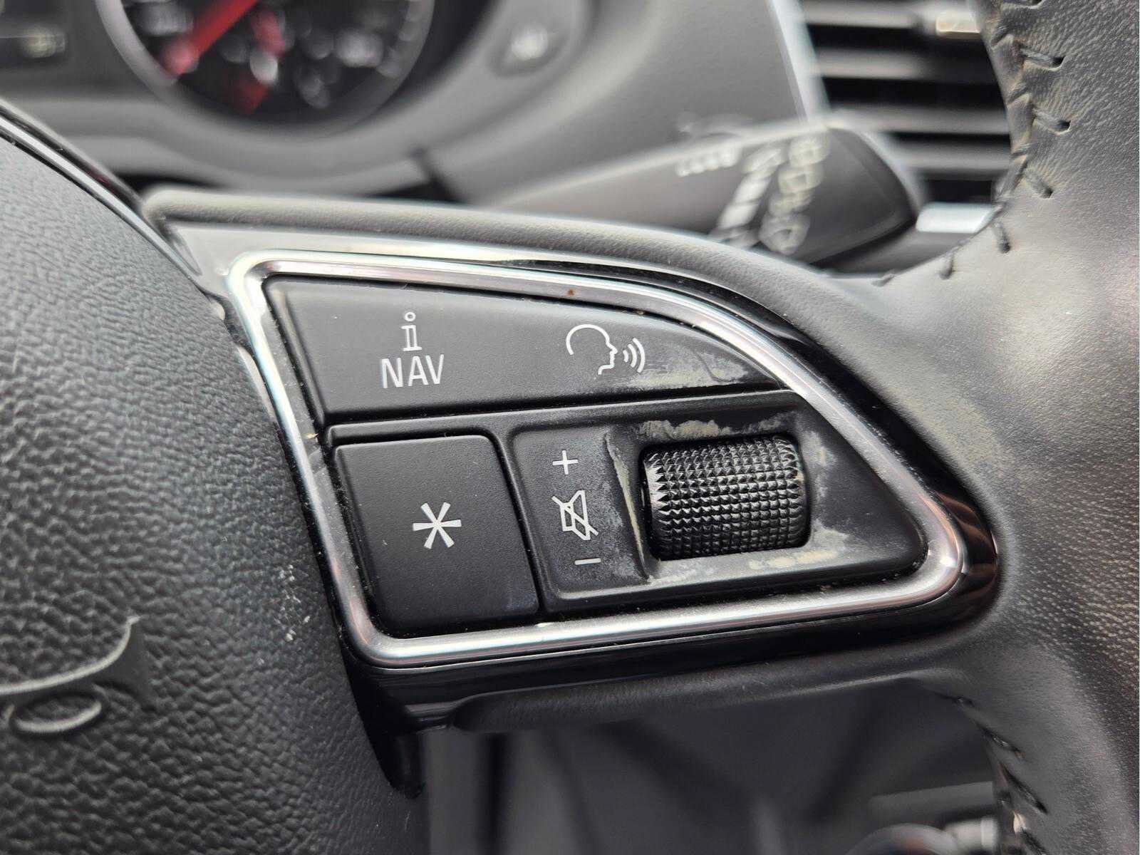 Used 2018 Audi Q3 2.0T Premium Plus AWD/4WD image 31
