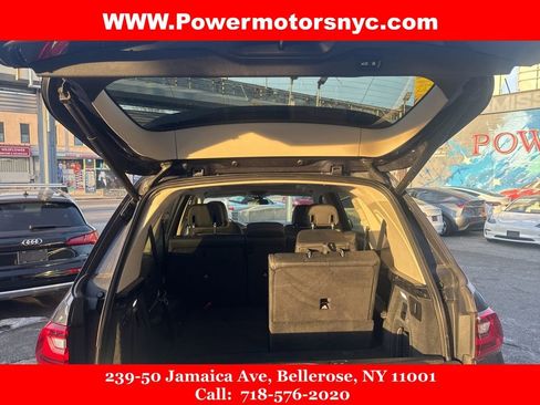 Used 2021 BMW X7 xDrive40i w/ Parking Assistance Package image 24