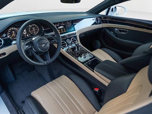 Certified 2023 Bentley Continental GT V8 image 9