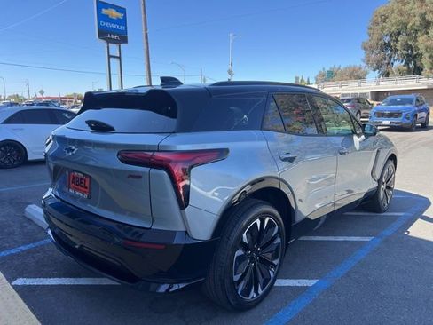 New 2026 Chevrolet Blazer EV RS image 6