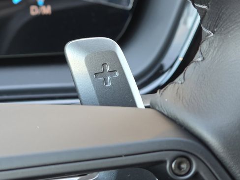 Used 2026 Porsche Cayenne image 17