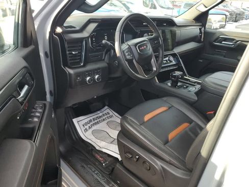 Used 2025 GMC Sierra 1500 AT4 w/ AT4 Preferred Package image 12