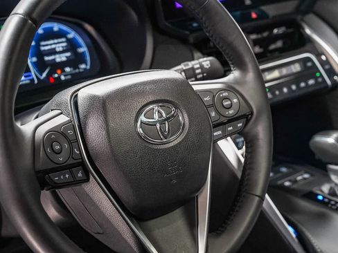 Certified 2024 Toyota Venza Limited AWD/4WD image 22
