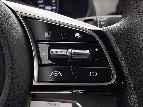 Certified 2023 Kia Forte LXS image 19