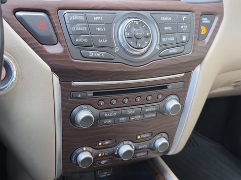Used 2018 Nissan Pathfinder Platinum w/ Cargo Package FWD image 29
