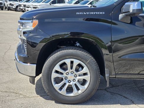 New 2026 Chevrolet Silverado 1500 LTZ w/ LTZ Convenience Package II RWD image 6