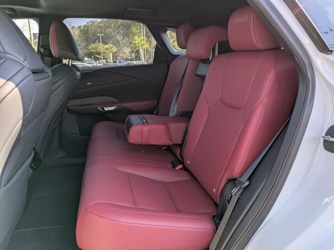 Used 2024 Lexus RX 350 F Sport w/ Convenience Package image 15