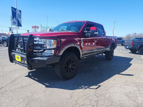 Used 2022 Ford F250 Lariat w/ Tremor Off-Road Package image 8