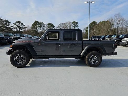New 2026 Jeep Gladiator Mojave image 4