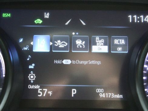 Used 2021 Toyota Camry XSE FWD image 3