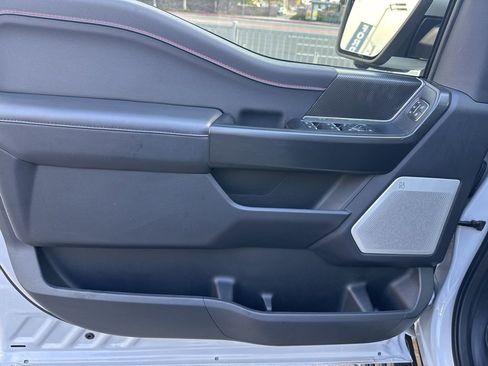 Used 2025 Ford F150 Raptor image 19