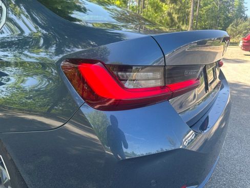 Certified 2025 BMW 330i Sedan image 15