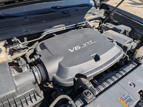 Used 2022 GMC Canyon Elevation image 12