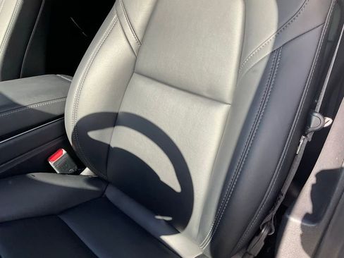Used 2018 Tesla Model 3 Long Range image 15