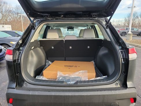 New 2026 Toyota Corolla Cross L image 5