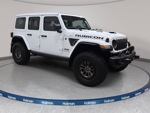 Used 2025 Jeep Wrangler Unlimited Rubicon 392 AWD/4WD image 5