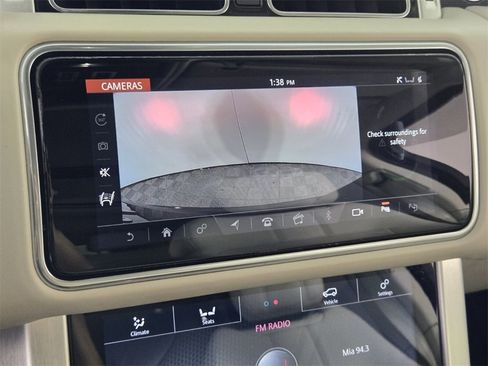 Used 2020 Land Rover Range Rover Long Wheelbase HSE image 23