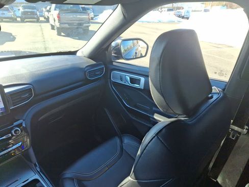 Used 2023 Ford Explorer ST w/ Equipment Group 401A image 11