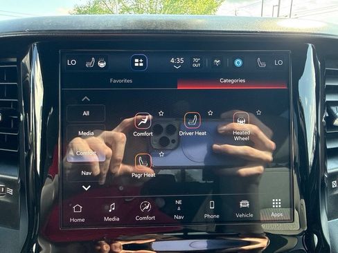Used 2023 RAM 1500 Big Horn AWD/4WD image 52