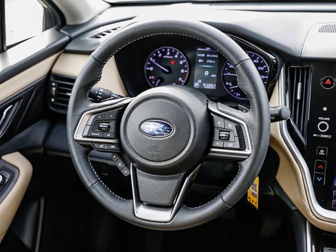 Used 2020 Subaru Outback Premium image 13