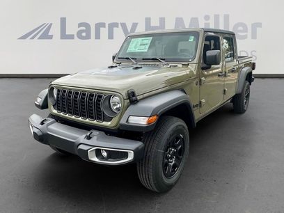 New 2025 Jeep Gladiator Sport