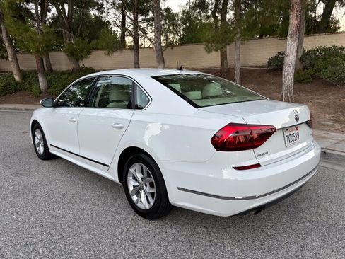Used 2017 Volkswagen Passat 1.8T S image 3