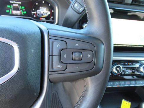 Used 2025 GMC Sierra 2500 Denali Ultimate image 21