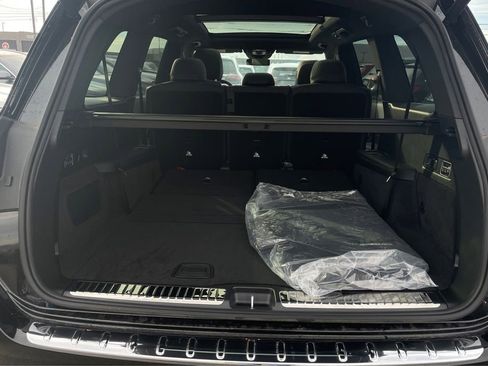 New 2024 Mercedes-Benz GLS 450 4MATIC image 11