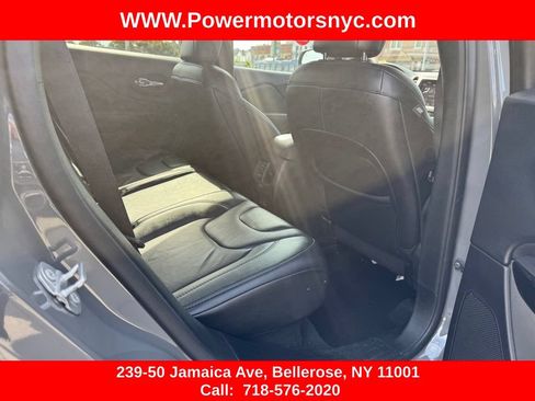 Used 2023 Jeep Cherokee Altitude Lux AWD/4WD image 25