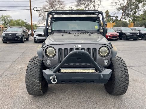 Used 2014 Jeep Wrangler Unlimited Sport w/ Quick Order Package 24S AWD/4WD image 8