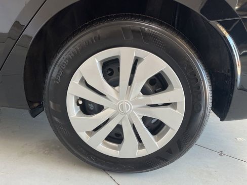 Used 2025 Nissan Versa S FWD image 14