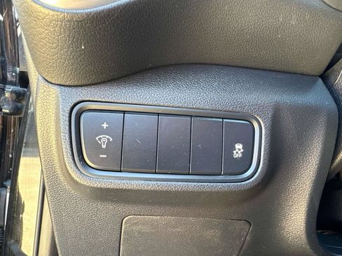 Used 2021 Kia Soul LX FWD image 22