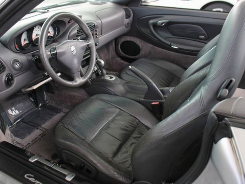 Used 2000 Porsche 911 Carrera 4 AWD/4WD image 16